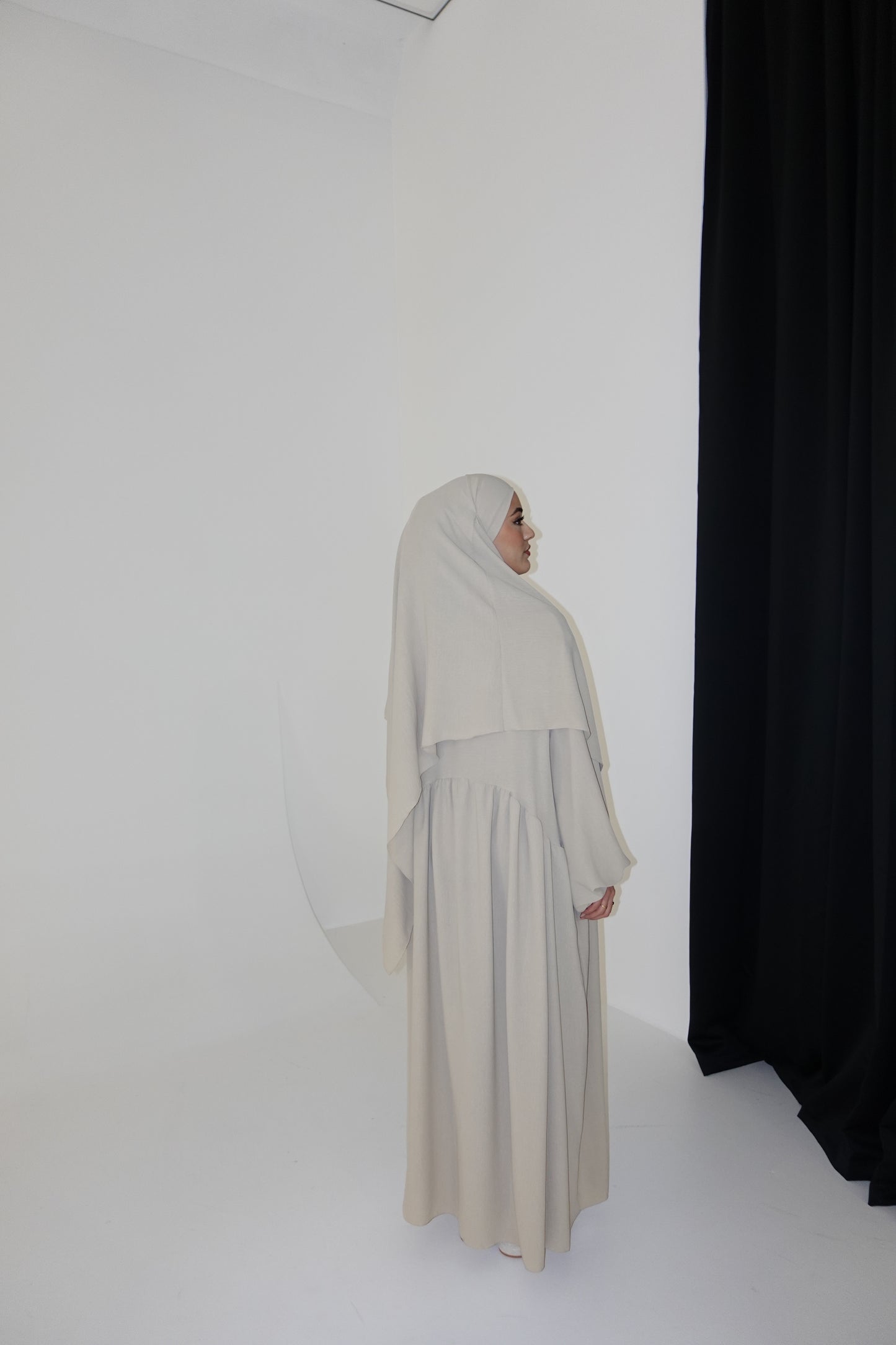 Noor in Beige