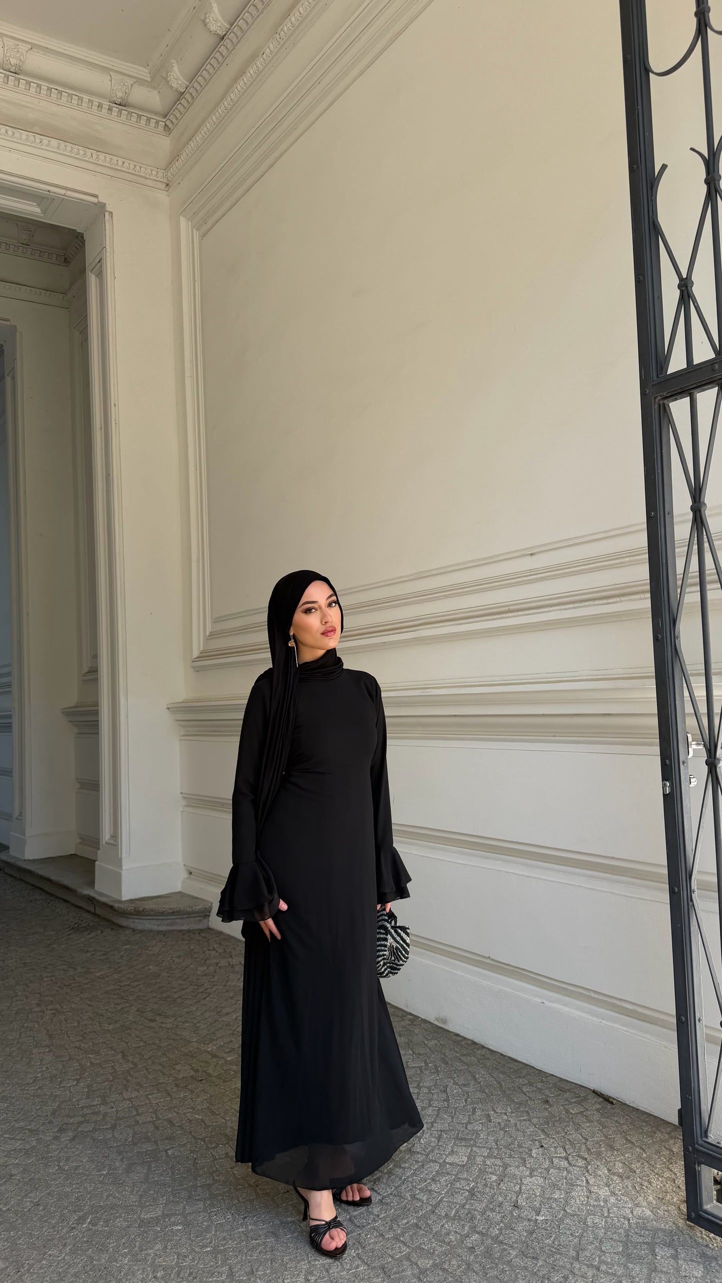 Velour Maxikleid in schwarz