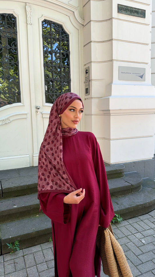 Dots Hijab in Bordeaux