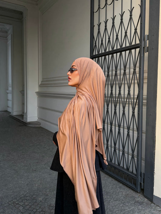 Premium Jersey in warm sand