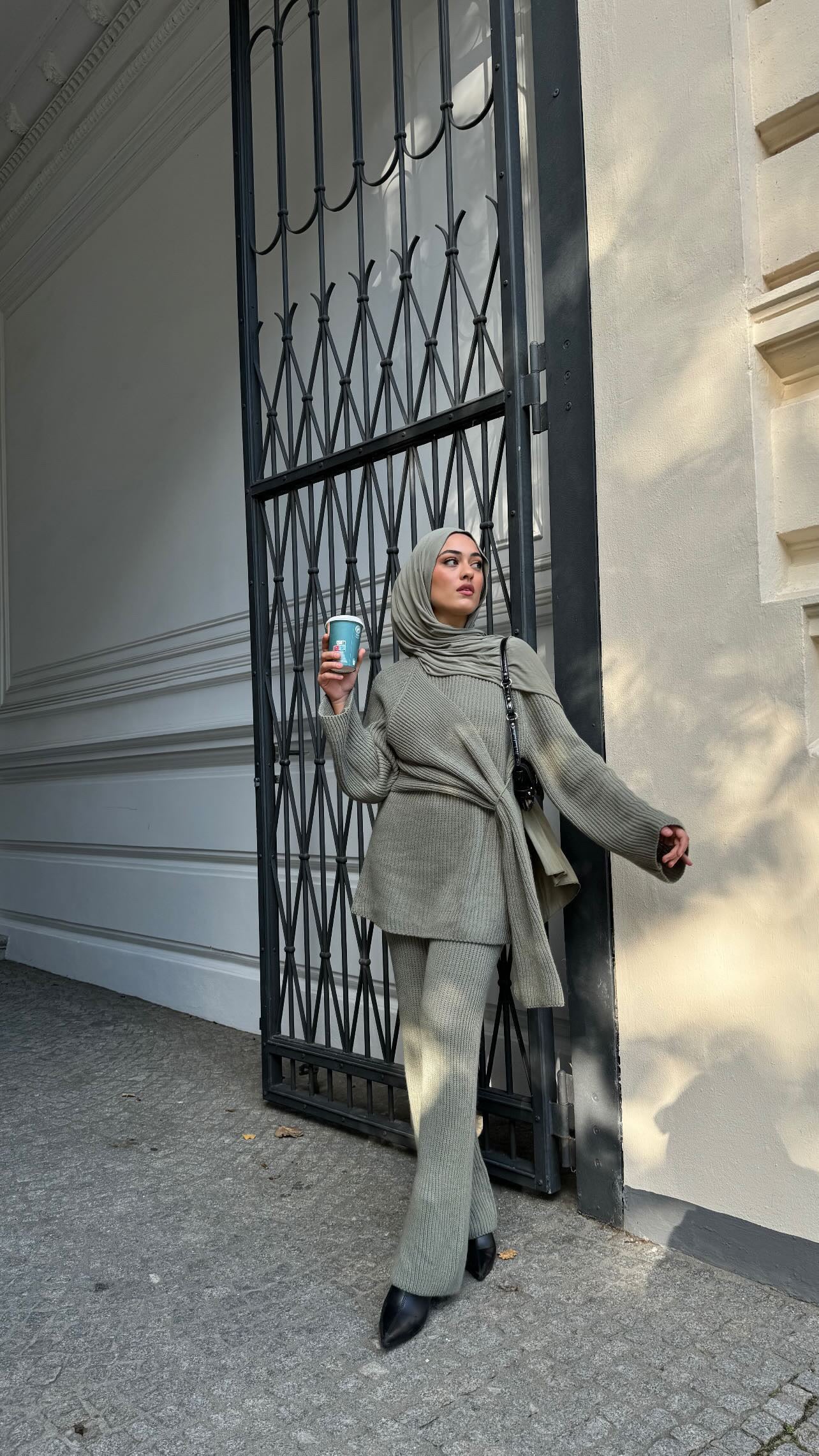 Zara Zweiteiler in olivegrün