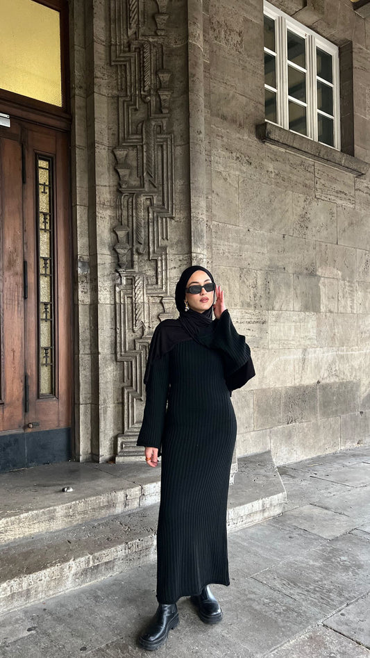 Autumn Kleid in schwarz