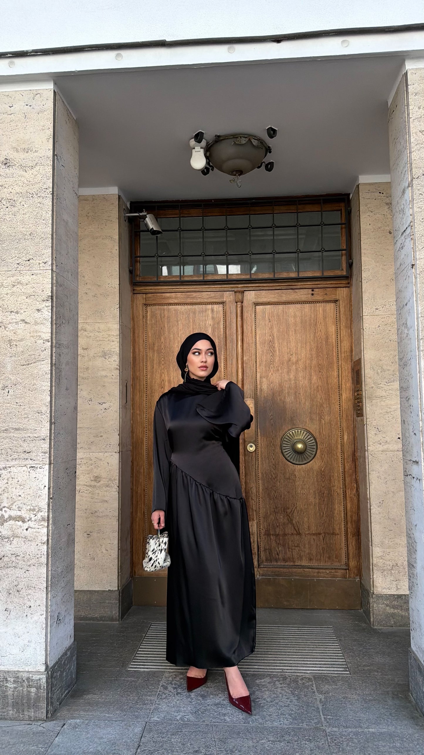 Elara Maxikleid in schwarz