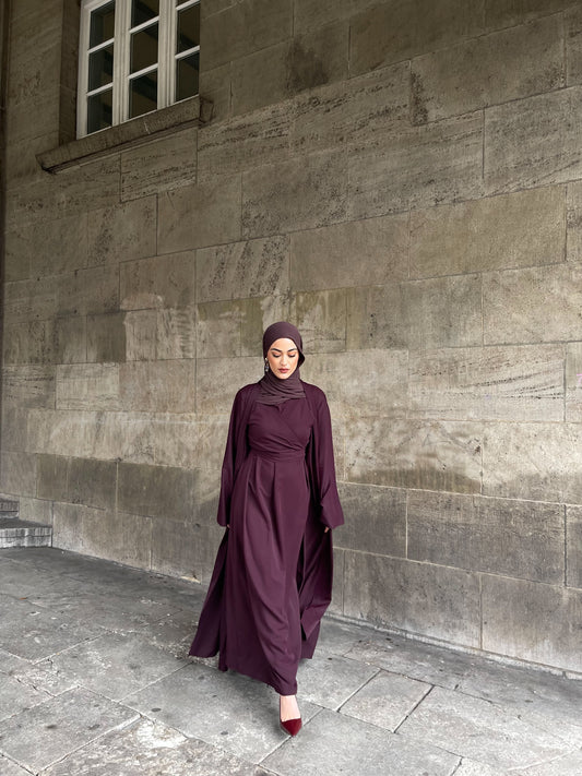 Zahara Abaya in Bordeaux