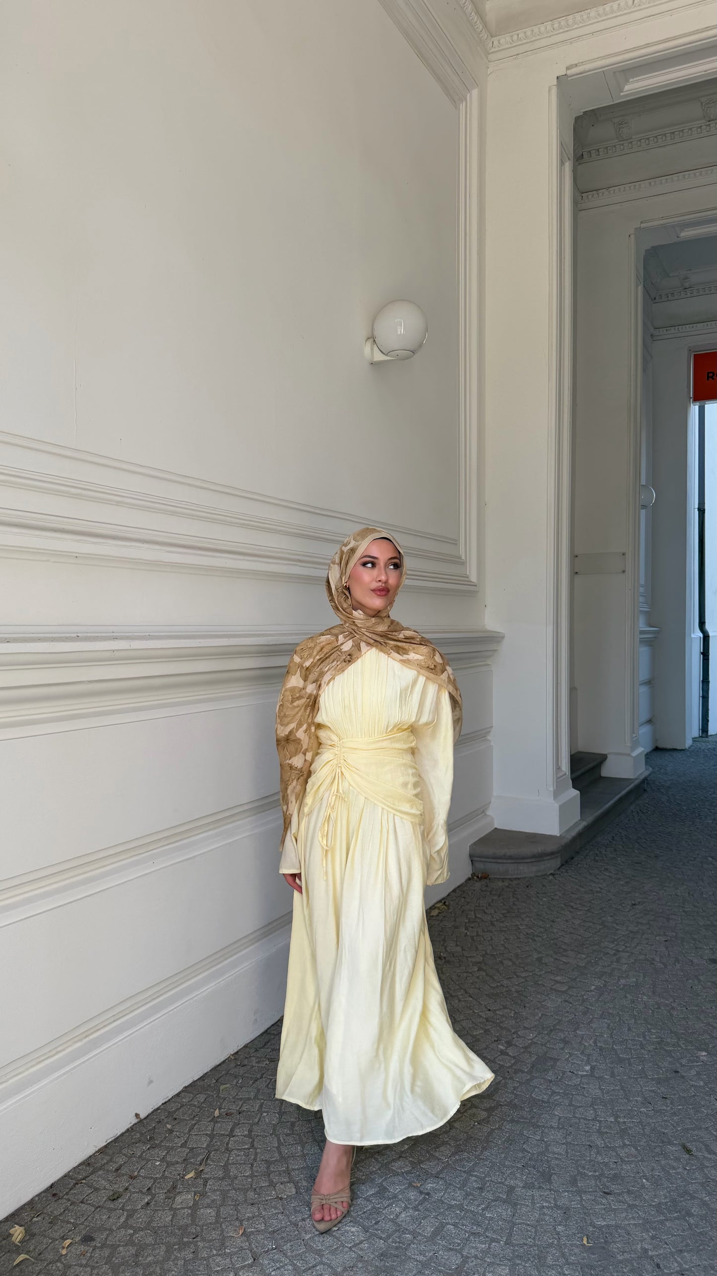 Lavinia Maxikleid in Buttergelb