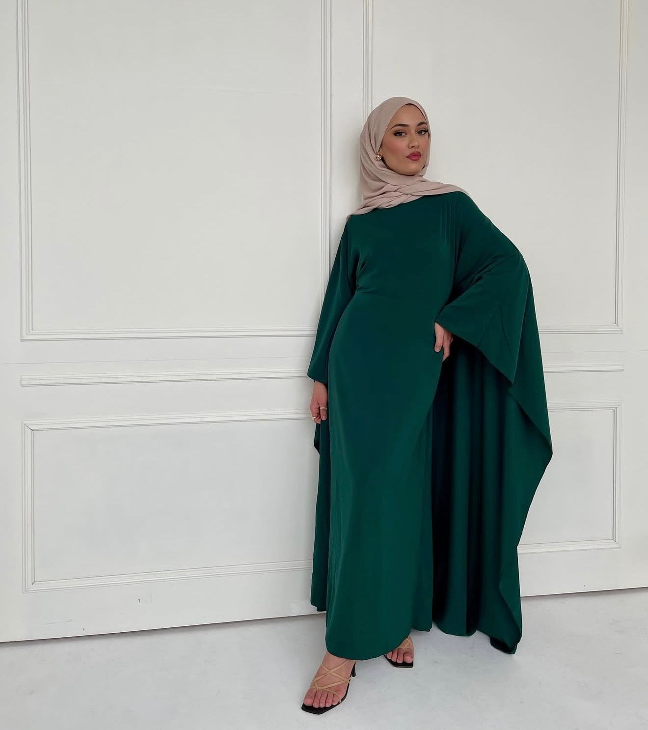Abaya Acillea in dunkelgrün