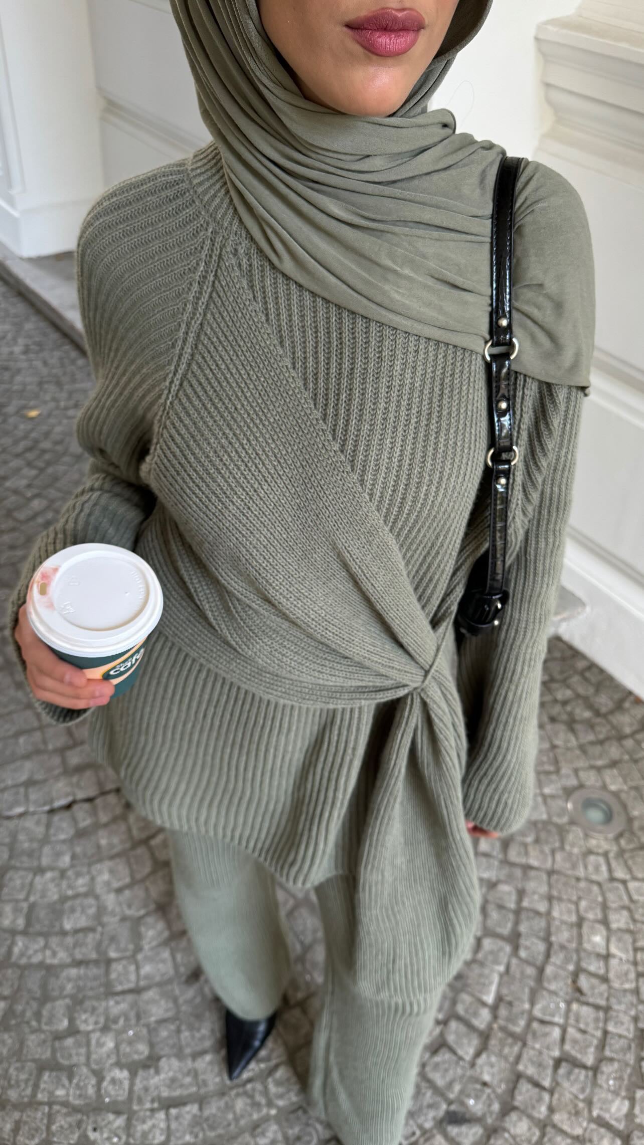 Zara Zweiteiler in olivegrün