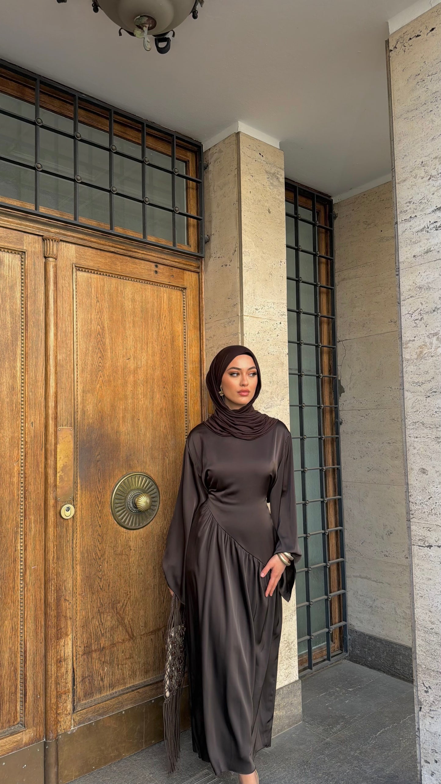 Elara Maxikleid in braun