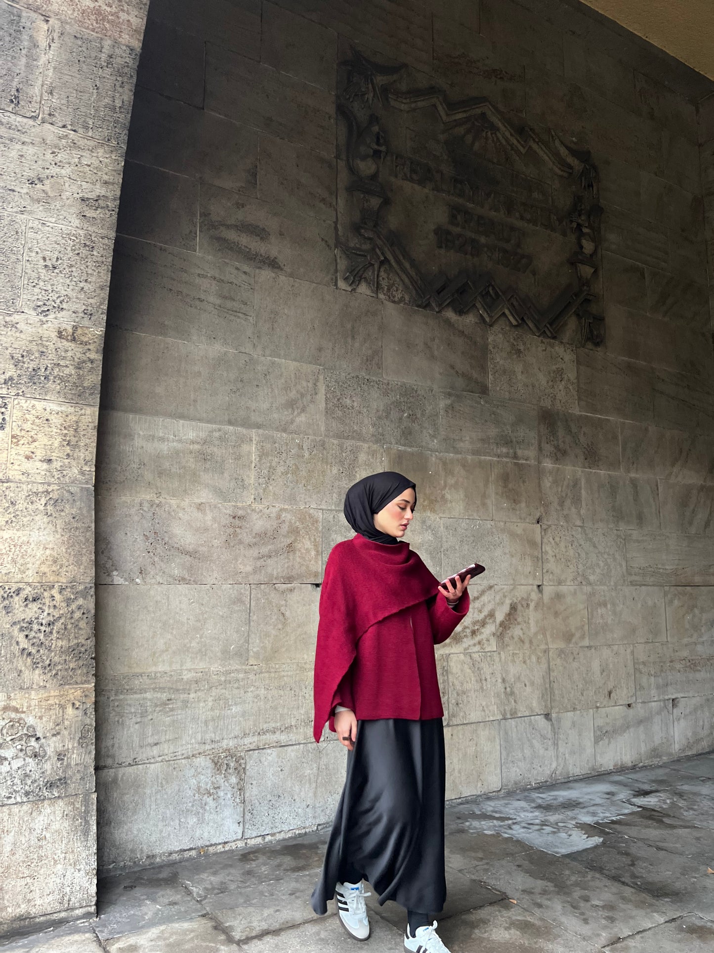 Grace Cape in Burgundy