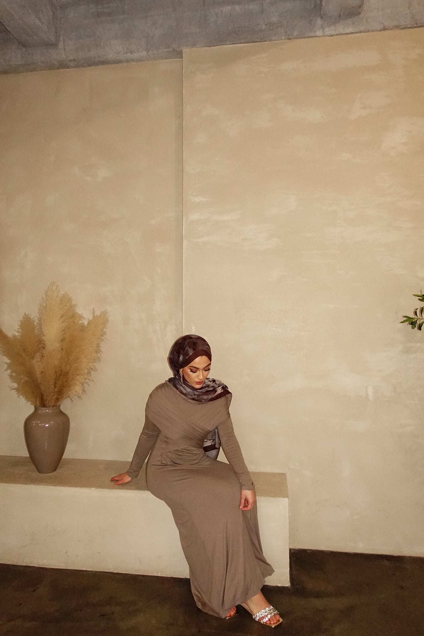 Zaya Maxikleid in taupe