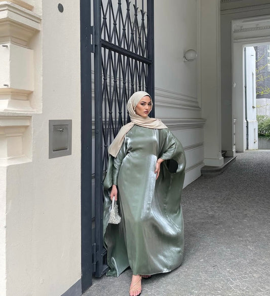 Abaya Glamour in Khaki